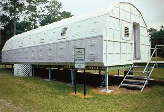 供參考：人類能在完全自給自足的封閉環境中生存嗎？